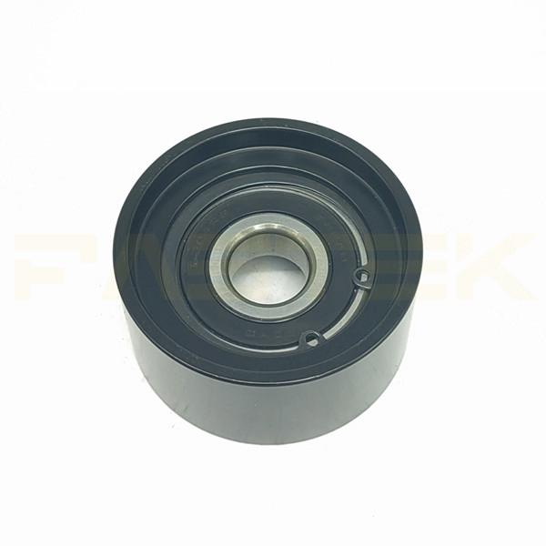 NEW HOLLAND MASSEY FERGUSON Auxiliary Guide Pulley V836866570