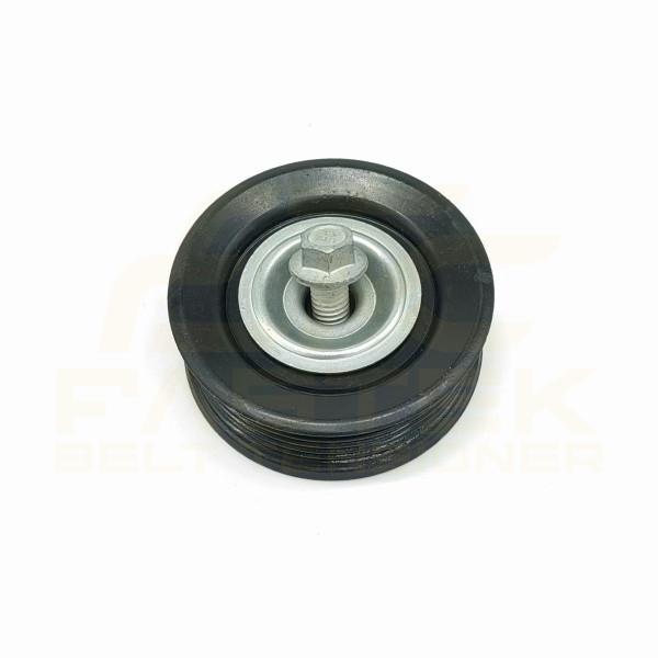 John Deere Idler Roller RE537861