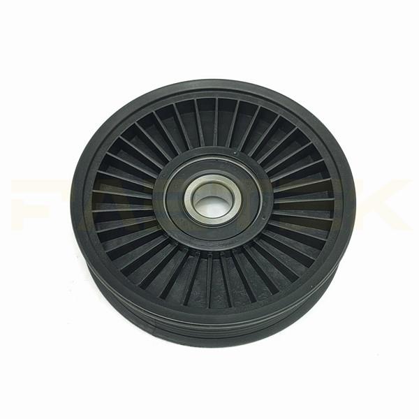 RE537940 John Deere Marine Idler Pulley